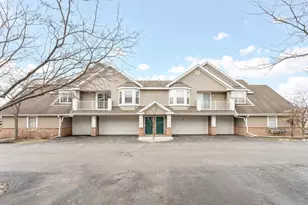 3282 Stonecreek Dr, Madison, WI 53719 - Photo 1