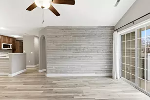 3282 Stonecreek Dr, Madison, WI 53719 - Photo 7