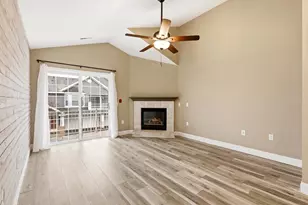 3282 Stonecreek Dr, Madison, WI 53719 - Photo 5