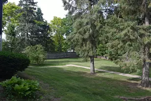 904 Whispering Pines Way, Fitchburg, WI 53713 - Photo 3