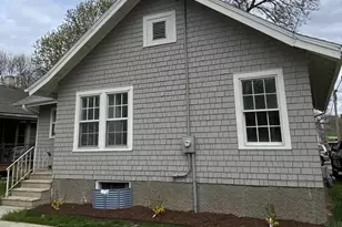 611 S Brooks St, Madison, WI 53715 - Photo 1