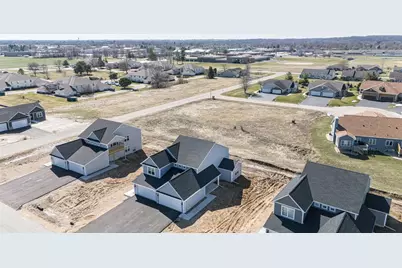 1822-1824 W Kyle Circle, Beloit, WI 53511 - Photo 3