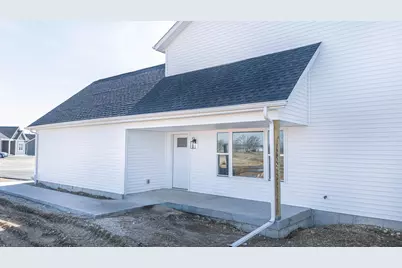 1802-1804 W Kyle Circle, Beloit, WI 53511 - Photo 3