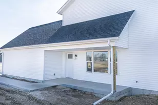 1802-1804 W Kyle Circle, Beloit, WI 53511 - Photo 3