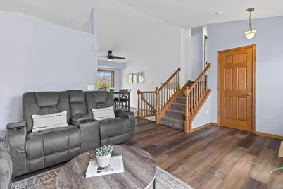 4109 Carberry Street, Madison, WI 53704 - Photo 9