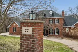 77 Roosevelt Dr, East Dubuque, IL 61025 - Photo 5