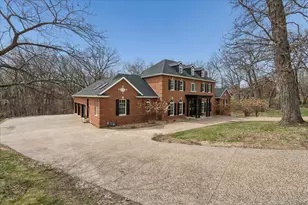 77 Roosevelt Dr, East Dubuque, IL 61025 - Photo 3