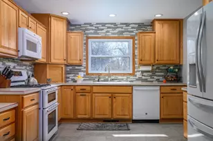 W11057 Thistledown Dr, Lodi, WI 53555 - Photo 11