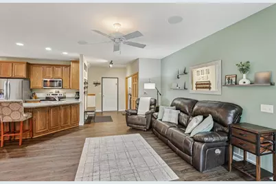 W11574 Island View Court, Lodi, WI 53555 - Photo 9