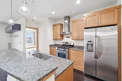 625 E Mifflin Street #309, Madison, WI 53703 - Photo 9