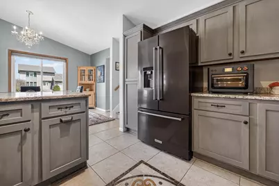 7115 Spring Hill Drive, Middleton, WI 53562 - Photo 13