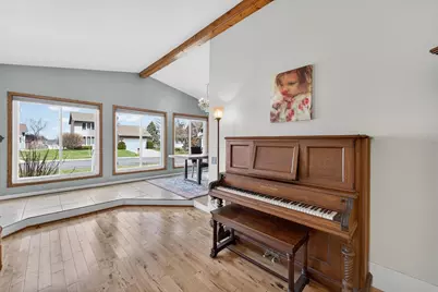 7115 Spring Hill Drive, Middleton, WI 53562 - Photo 5