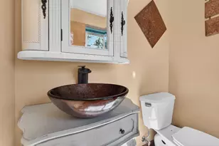 7115 Spring Hill Dr, Middleton, WI 53562 - Photo 23