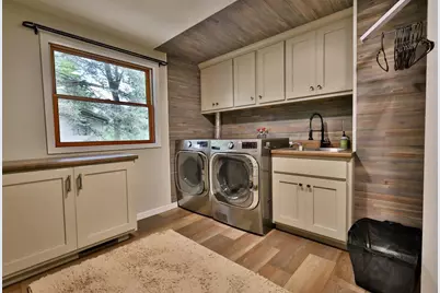 913 Kings Way, Nekoosa, WI 54457 - Photo 37