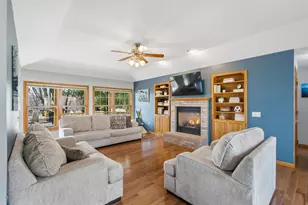 1012 Pine Grove Dr, Reedsburg, WI 53959 - Photo 11