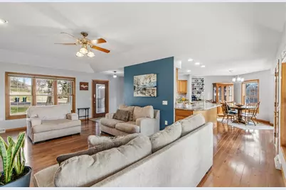 1012 Pine Grove Drive, Reedsburg, WI 53959 - Photo 7