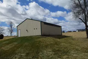 S7304 Sandusky Rd, Hillpoint, WI 53937 - Photo 7