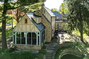 3452 Crestwood Dr, Madison, WI 53705 - Photo 9