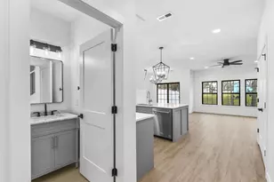 317 Maple St, Pardeeville, WI 53954 - Photo 3