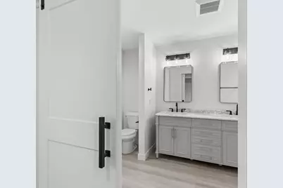 317 Maple Street, Pardeeville, WI 53954 - Photo 29