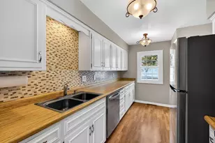 7312 Old Sauk Rd, Madison, WI 53717 - Photo 9