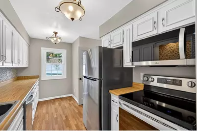 7312 Old Sauk Road, Madison, WI 53717 - Photo 9