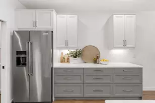 317 Maple St, Pardeeville, WI 53954 - Photo 11