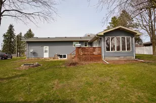 517 High St, Highland, WI 53543 - Photo 3