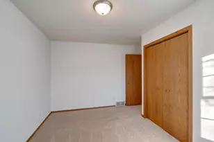 2806 Wentworth Dr, Madison, WI 53719 - Photo 23