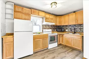 302 Wisconsin St, Wonewoc, WI 53968 - Photo 9