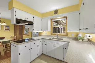 1810 Lewon Dr, Madison, WI 53711 - Photo 15