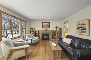 1810 Lewon Dr, Madison, WI 53711 - Photo 5