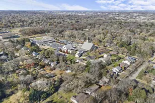 1810 Lewon Dr, Madison, WI 53711 - Photo 51