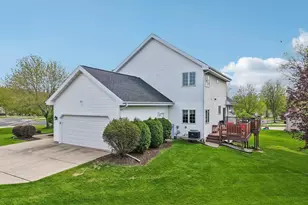 5501 Sandhill Dr, Middleton, WI 53562 - Photo 35