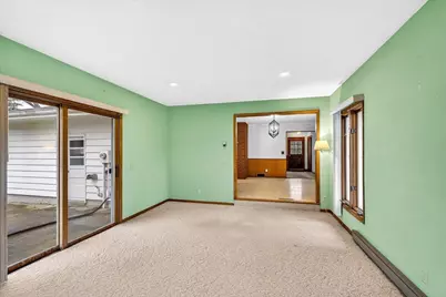 426 Blankenheim Lane, Sun Prairie, WI 53590 - Photo 13