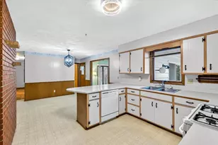 426 Blankenheim Ln, Sun Prairie, WI 53590 - Photo 11