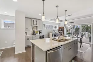 W9063 Lakeview Dr, Cambridge, WI 53523 - Photo 11