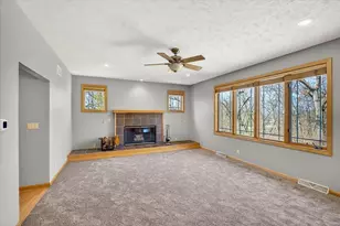 2082 Tower Dr, Stoughton, WI 53589 - Photo 9