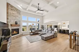 7576 Colonial Wy, Verona, WI 53593 - Photo 9