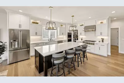 7576 Colonial Way, Verona, WI 53593 - Photo 13