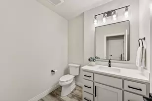 7576 Colonial Wy, Verona, WI 53593 - Photo 57