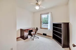 1710 Camus Ln, Madison, WI 53705 - Photo 25