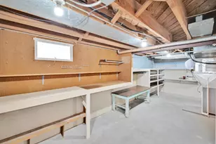 1710 Camus Ln, Madison, WI 53705 - Photo 31