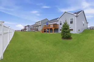 987 Griffin Way, DeForest, WI 53532 - Photo 43