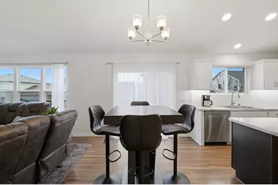 987 Griffin Way, DeForest, WI 53532 - Photo 9