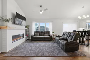 987 Griffin Way, DeForest, WI 53532 - Photo 7