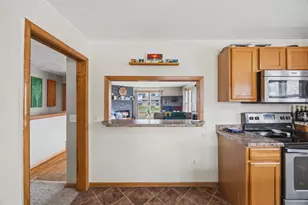 1330 Sycamore St, Janesville, WI 53545 - Photo 7