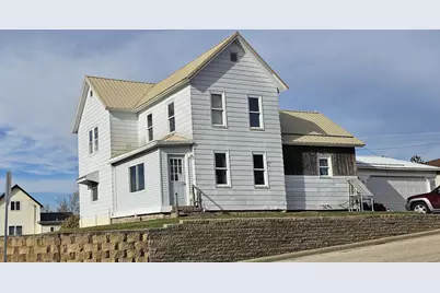 302 Main Street, Highland, WI 53543 - Photo 3