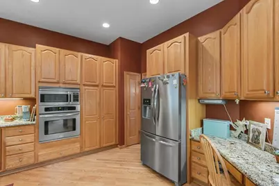 10 Vienna Circle, Madison, WI 53718 - Photo 7