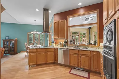 10 Vienna Circle, Madison, WI 53718 - Photo 5